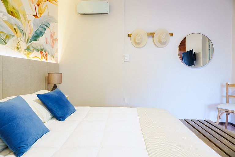 Acogedora habitación con jardín y piscina, a 10 min centro,