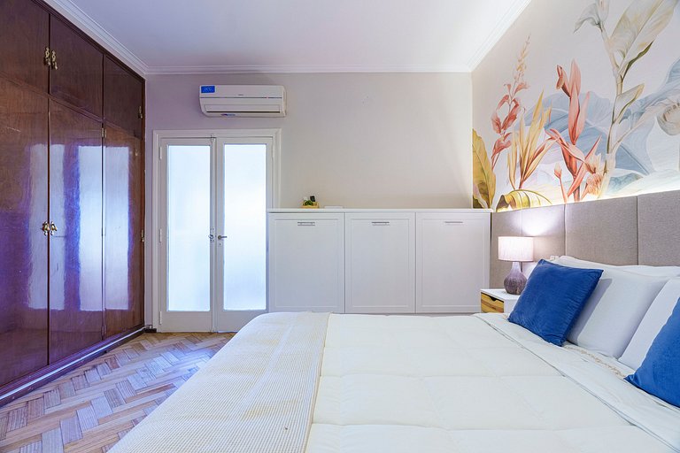 Acogedora habitación con jardín y piscina, a 10 min centro,
